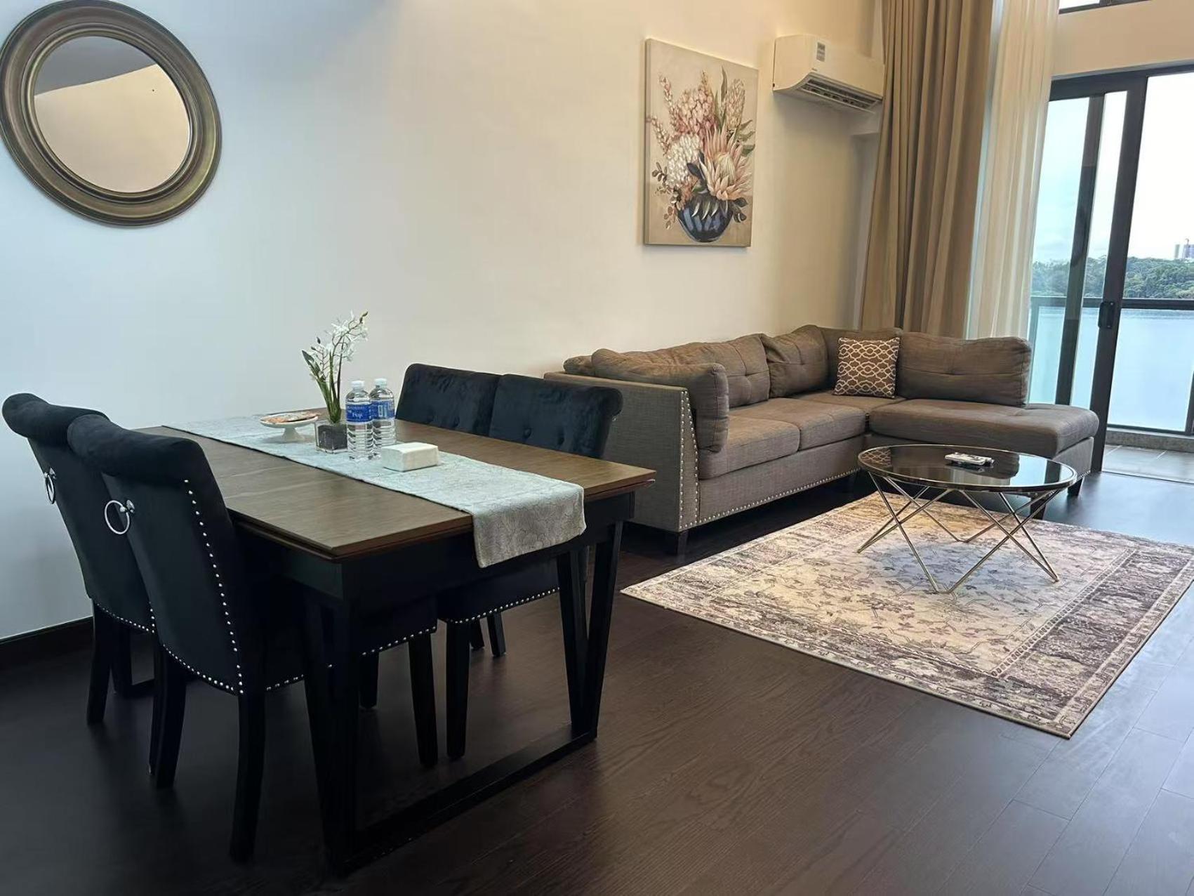 Apartemen R&f Princess Cove Cozy&boutique By Wan Li Management *